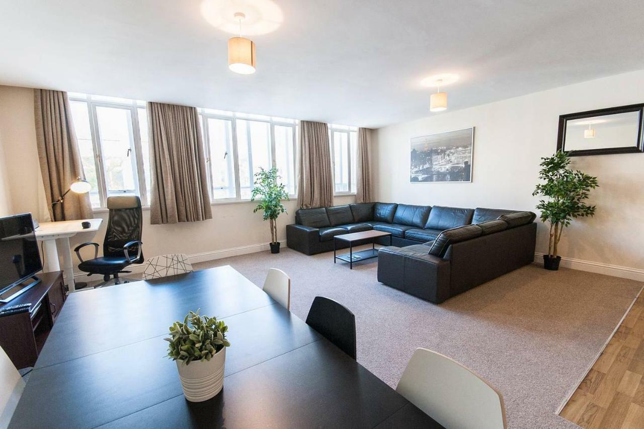 The Broadmead Forest - Spacious City Centre 3Bdr Apartment Bristol Buitenkant foto