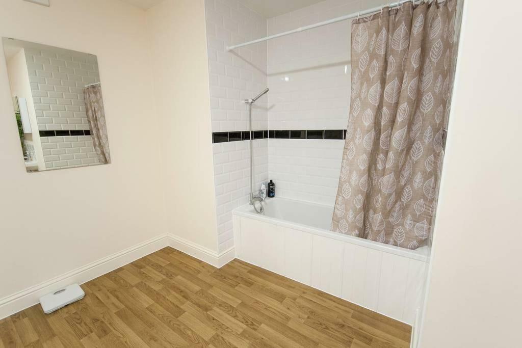 The Broadmead Forest - Spacious City Centre 3Bdr Apartment Bristol Buitenkant foto